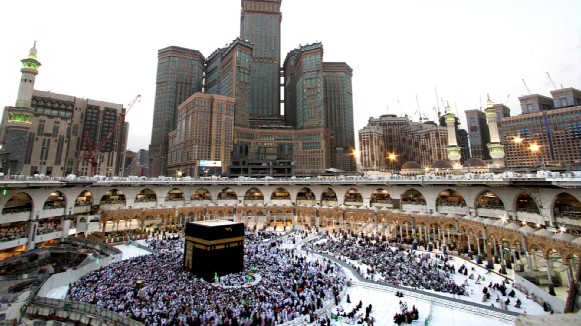 Hotels in Makkah Overlooking Masjid Al-Haram